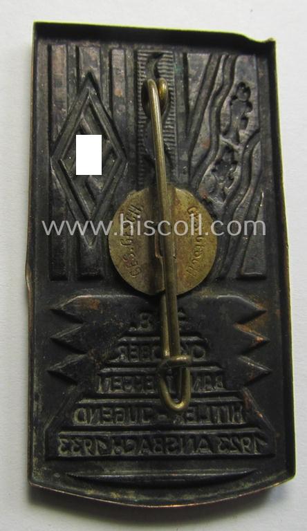 Attractive - and early-period! - HJ ('Hitlerjugend') related 'tinnie' being a non-maker-marked) example that is showing a 'HJ-Raute' and fire coupled with a text that reads: '7.-8. Oktober - Banntreffen Hitlerjugend - 1923 - Ansbach - 1933'
