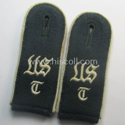 Pair of WH (Heeres), neatly 'cyphered' (ie. 'M40'-pattern)...