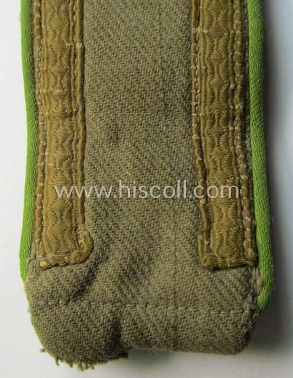 Superb - albeit regrettably single but nevertheless very rarely encountered! - WH (Heeres) 'tropical' (ie. truly 'DAK'-related!) NCO-type shoulderstrap as was intended for an: 'Unteroffizier der Panzer-Grenadier-Truppen'