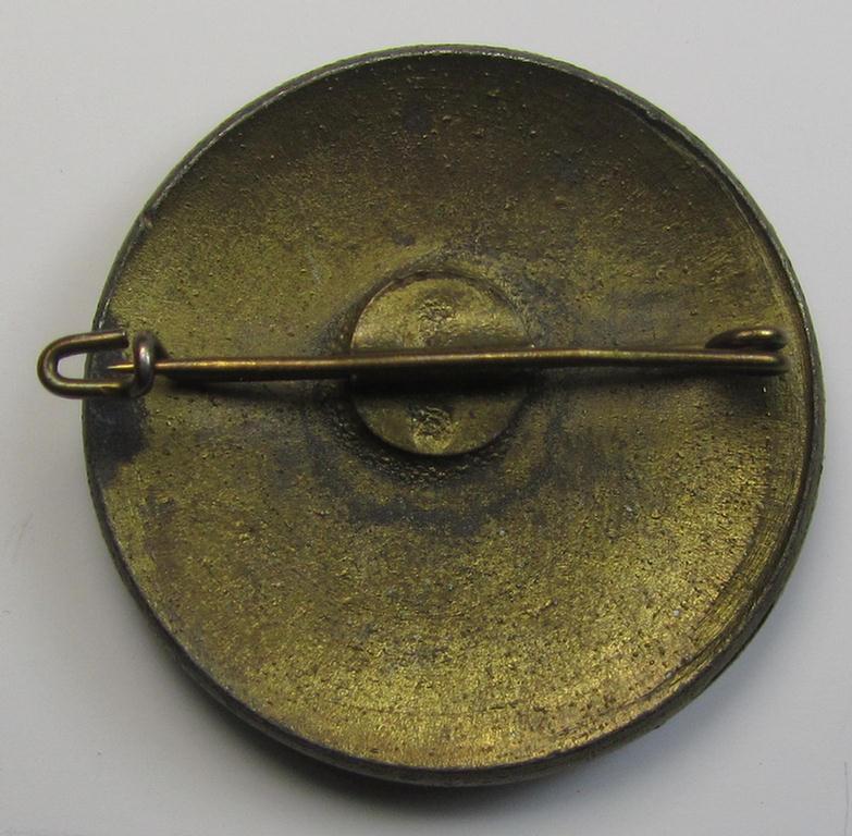 WH (Kriegsmarine) specific lapel-pin for female WH naval signal-staff ie. 'Dienstbrosche der Marinehelferinnen' being an unmarked specimen that comes in an overall very nice- (and only minimally used-), condition