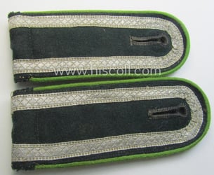 Pair of WH (Heeres) NCO-type shoulderstraps: 'Uffz. der...