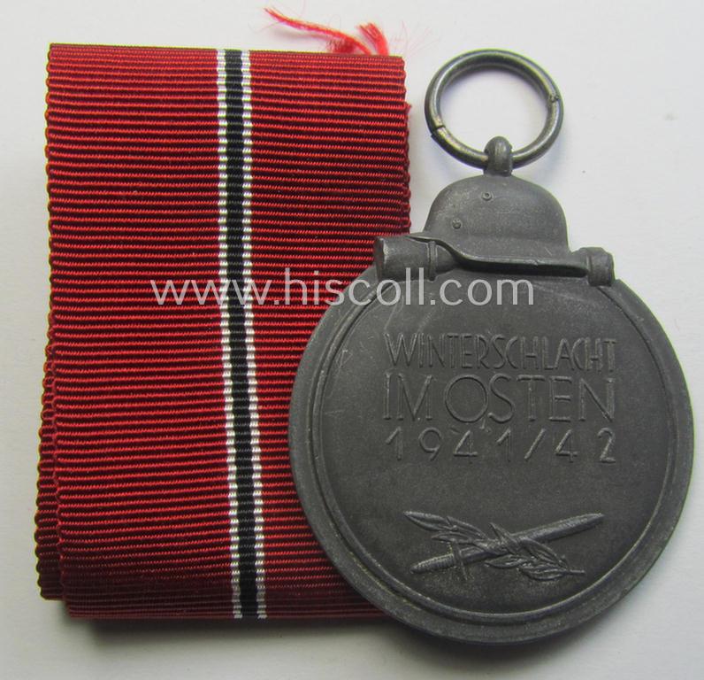 Medal-set: 'Winterschlacht im Osten 1941-42' being a maker- (ie. '3'-) marked specimen by the maker: 'Wilhelm Deumer'