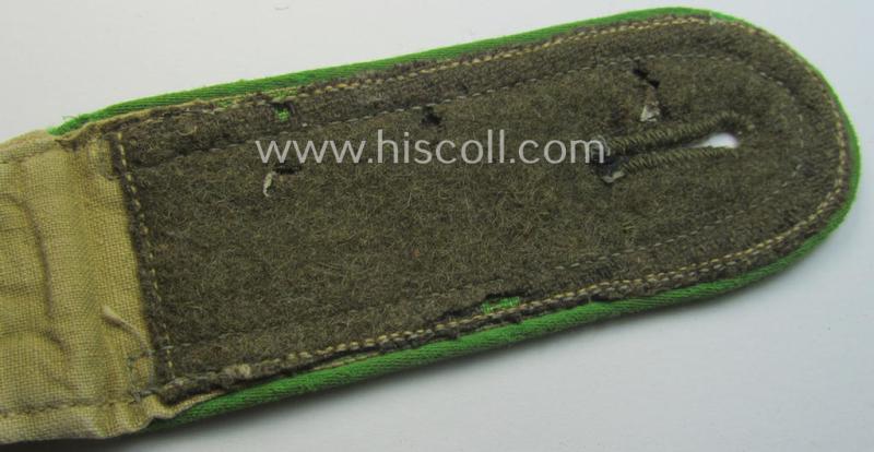 Single - but nevertheless very rarely encountered! - WH (Heeres) 'tropical' (ie. truly 'DAK'-related!) NCO-type shoulderstrap as was intended for an: 'Unteroffizier der Panzer-Grenadier-Truppen'