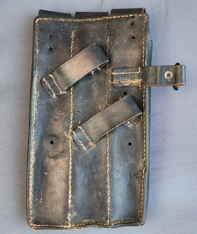 Original Leather MP40 magazine pouch (right hand side)