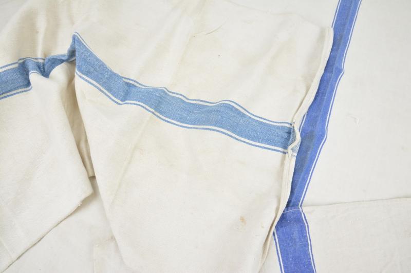 German LW Touwels & Blanket