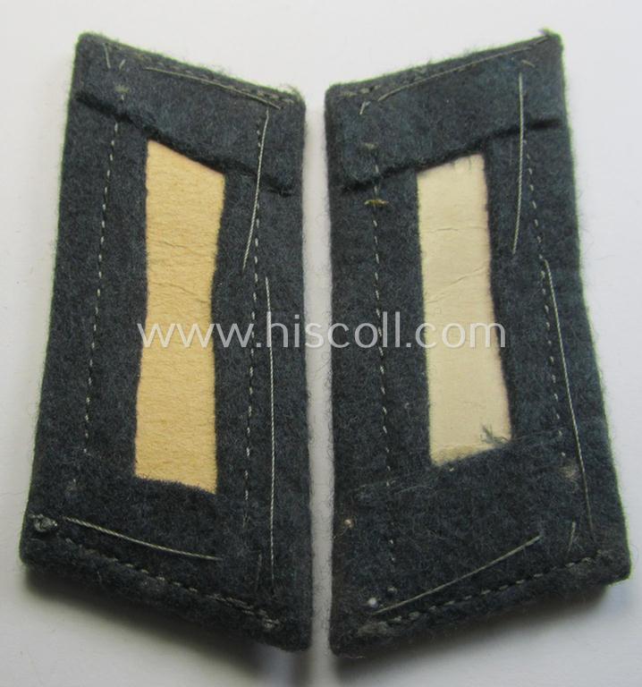 Superb - and matching! - pair of WH (Heeres) mid-war-period- and/or: 'standard-issue'-pattern WH (Heeres) collar-tabs (or: 'Einheitskragenspiegel') being of the 'generic-pattern' (that come pre-mounted onto a green-coloured, woolen-based backgr...