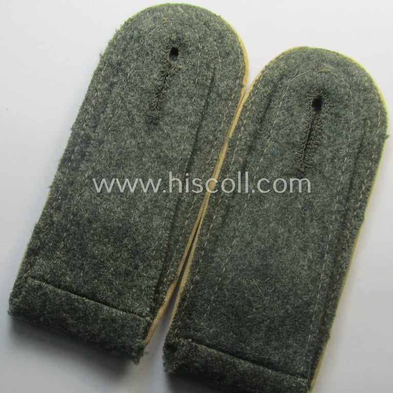 Pair of WH (Heeres) NCO-type (ie. 'M41- o. M43'-pattern) shoulderstraps: 'Feldwebel eines Infanterie-Rgts.'