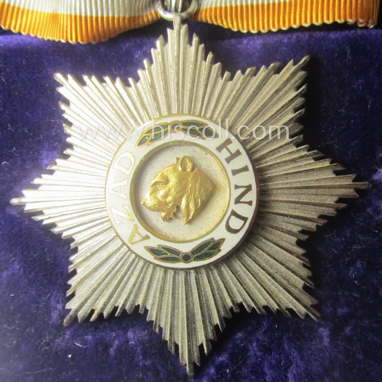Superb, 'Halskreuz o. Großstern 1. Kl. des Orden Azad Hind' being a non-maker-marked example that comes mounted onto its original ribbon (ie. 'Bandabschnitt') and that comes stored in its typical, beige-white-coloured etui