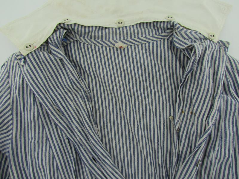 DRK 'Helferin' Uniform Complete with Shoes