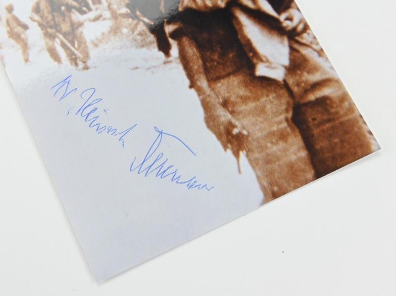 Signature of Luftwaffe KC Recipient 'Dr. Heinrich Neumann'