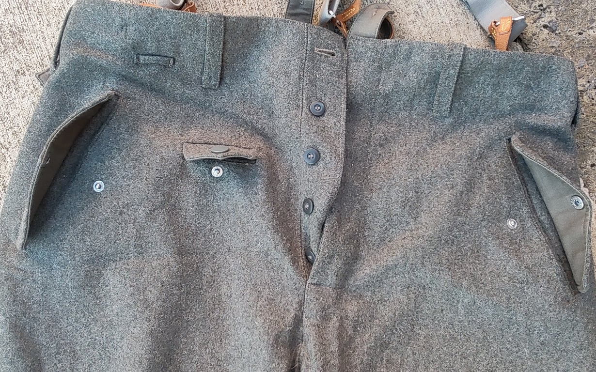 Reproduction Luftwaffe Fallschirmjager jump trousers