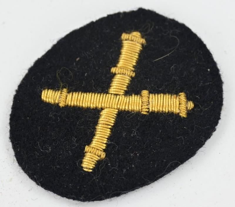 German KM Sleeve Badge 'Waffenoffiziere'