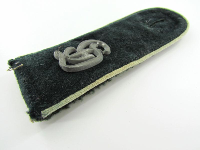 1x Single M36 army (Heer) infantry shoulder board ‘Grossdeutschland’