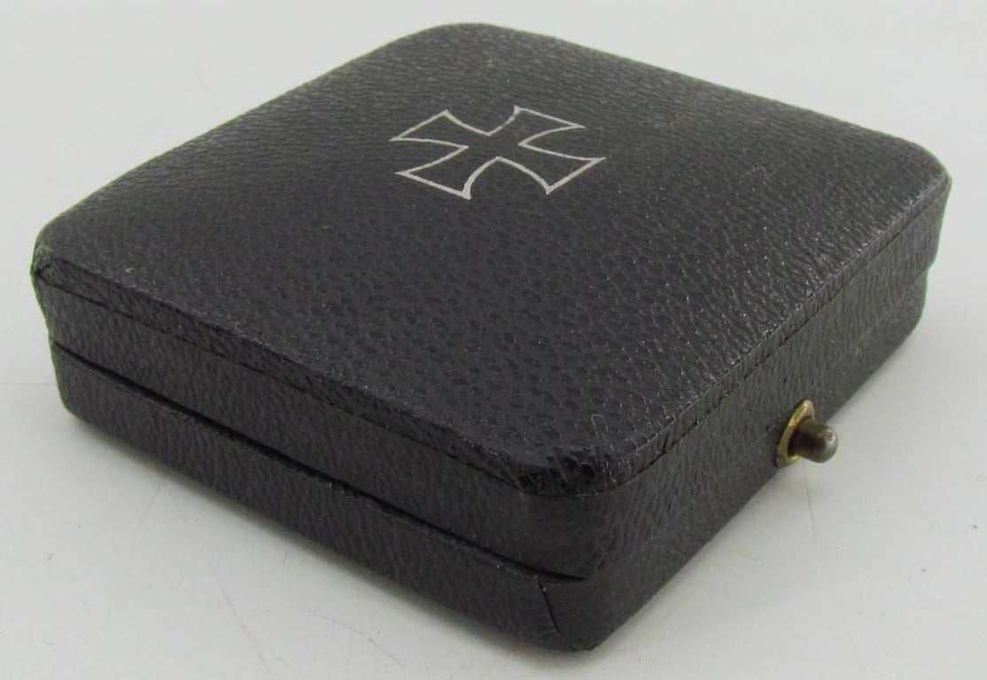 Iron cross 1st class ( EK1 ) Brass Core in Case