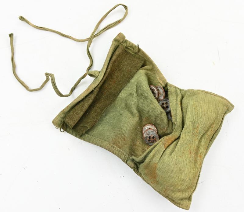 British WW2 JG Dyed Housewife Sewing Kit