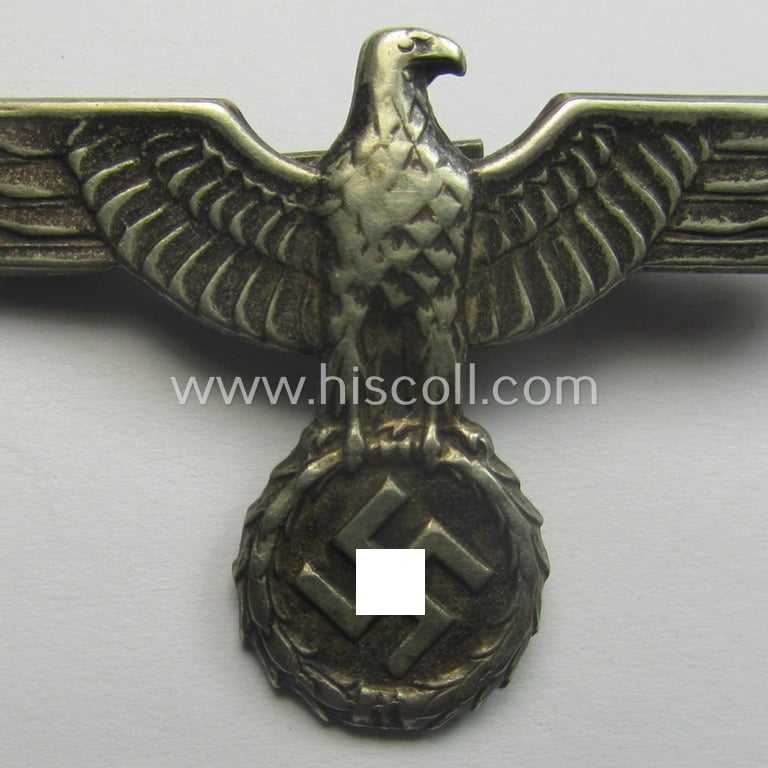 Early- (ie. 'Reichswehr'-) period! - WH 'Buntmetall'-based, EM- (ie. NCO- or officers') type visor-cap-eagle that comes in a minimally used- ie. I deem once cap-attached, condition