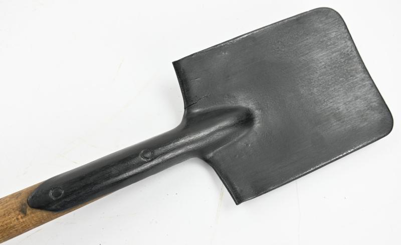 German WH Entrenching Tool with Carrying Cover