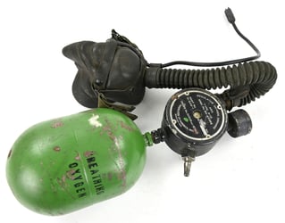 USAAF WW2 Oxygen Mask with Bottle