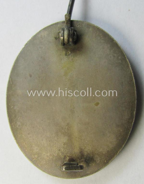 Attractive, 'Verwundeten-Abzeichen in Silber' being a non-maker-marked- and typical 'Buntmetall'-based example that comes stored in its maker- (ie. 'Hauptmünzamt Wien'-) marked- & period-etui as recently found