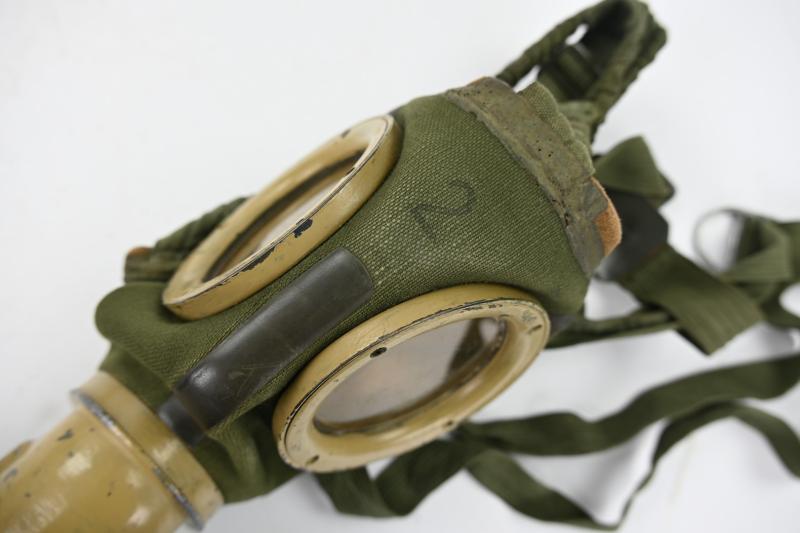 German KM Tropical Gasmask & Tornister