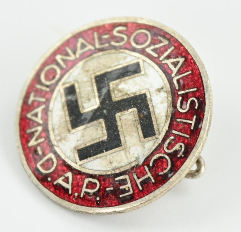 German NSDAP Party Member Badge 'M1/120'