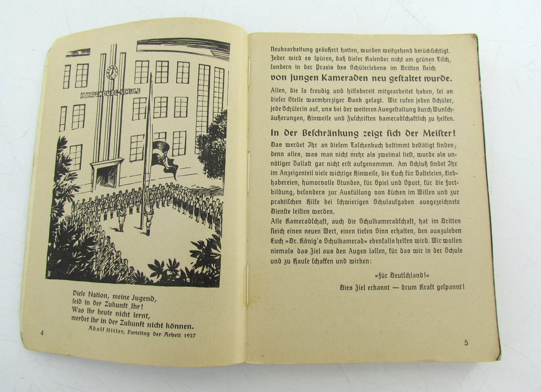 Hitler Youth small Booklet : "Schulkamerad" from Dr. Königs