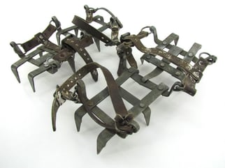 US WWII ( Mountain Troops ) Crampons