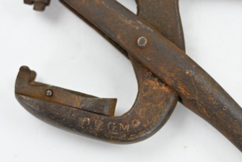German WH Metal Punch Tool