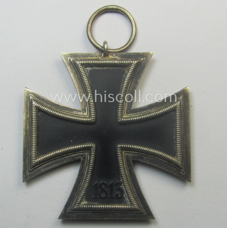 'Eisernes Kreuz II. Klasse' being a (typical) non-maker-marked example by a (by me) unidentified maker (ie. 'Hersteller')