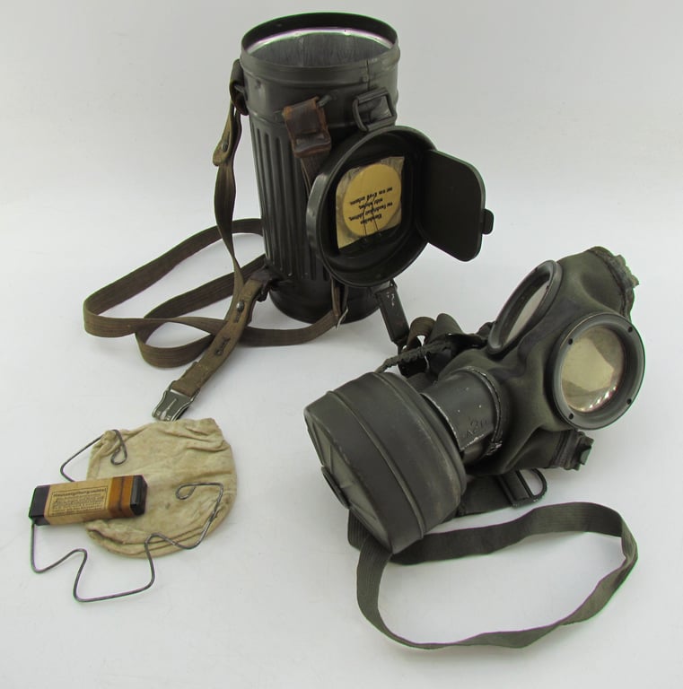Wehrmacht Gas Mask Cannister , Complete Set -1938
