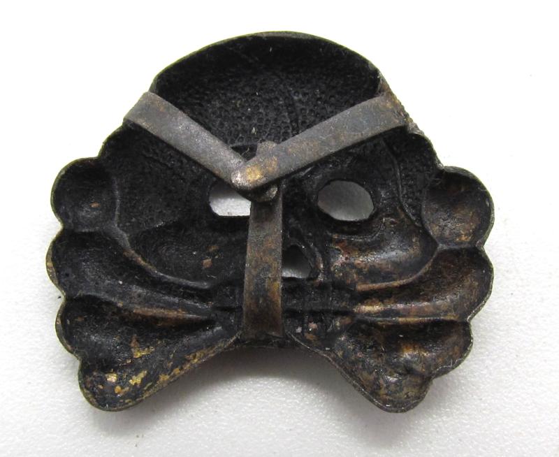 Wehrmacht (Heer) Panzer collar tab skull set