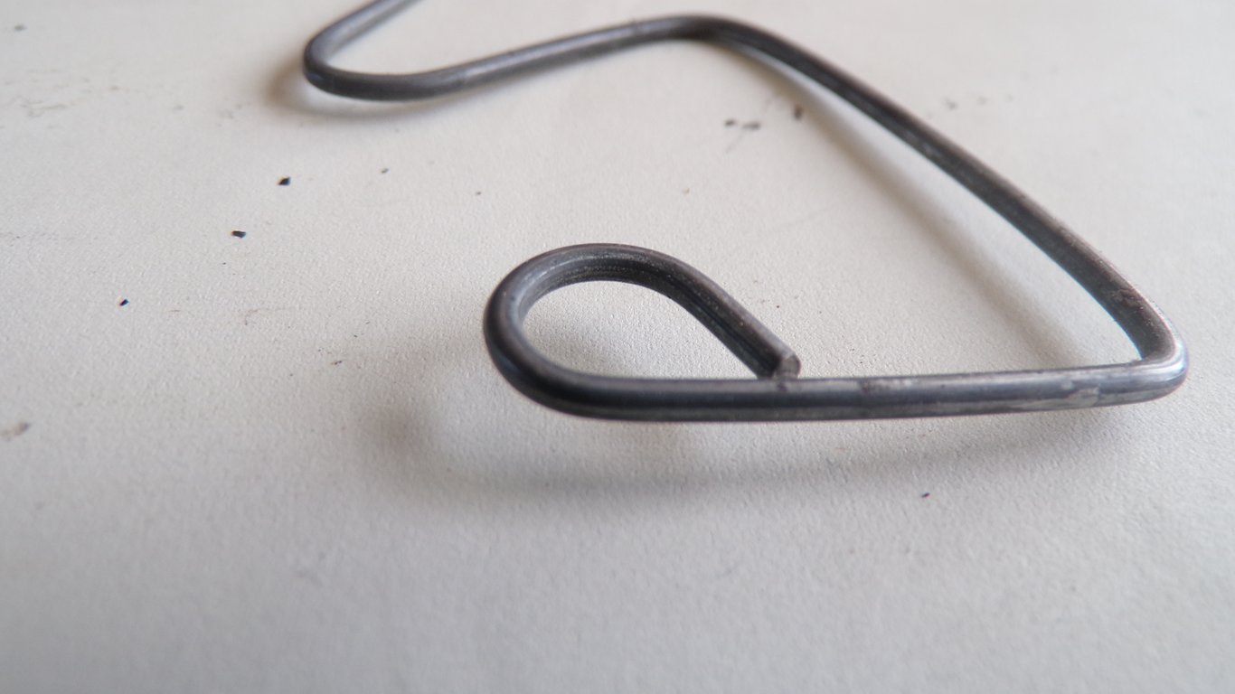 Gas Mask Canister Bottom Spring – 'Bodenfeder'
