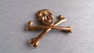 WWI / Interwar Freikorps Totenkopf cap badge