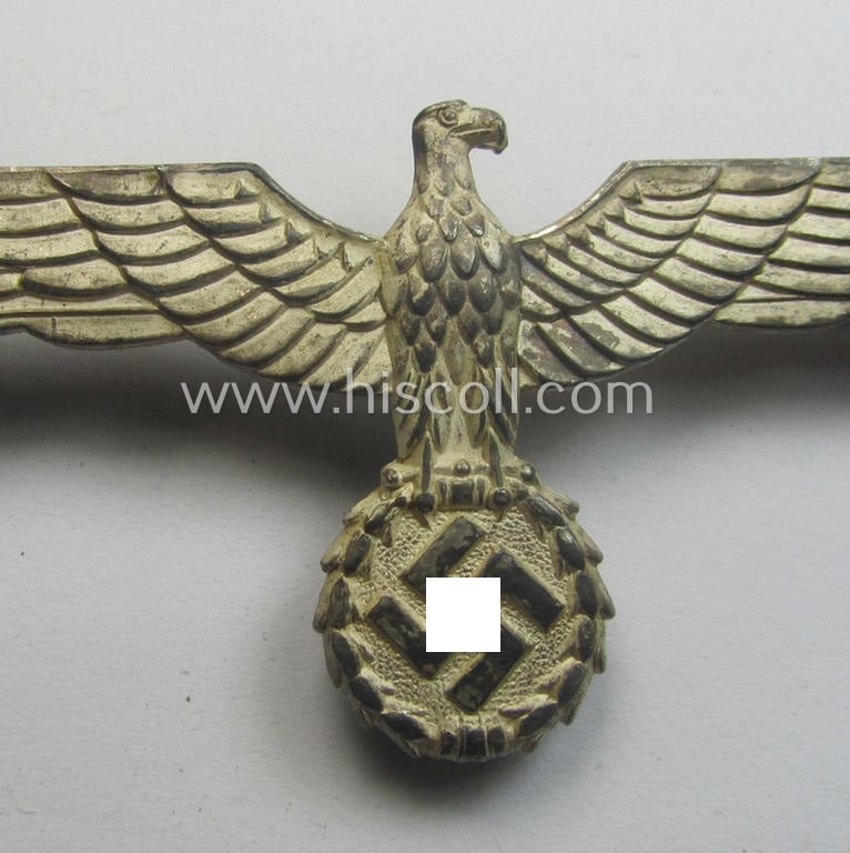 WH (Heeres- o. KM) 'frosted' silver-toned- (and/or: typical 'Buntmetall'-based) officers'-pattern breast-eagle (ie. 'Metall Offiziers-Brustadler für die Sommeruniform')