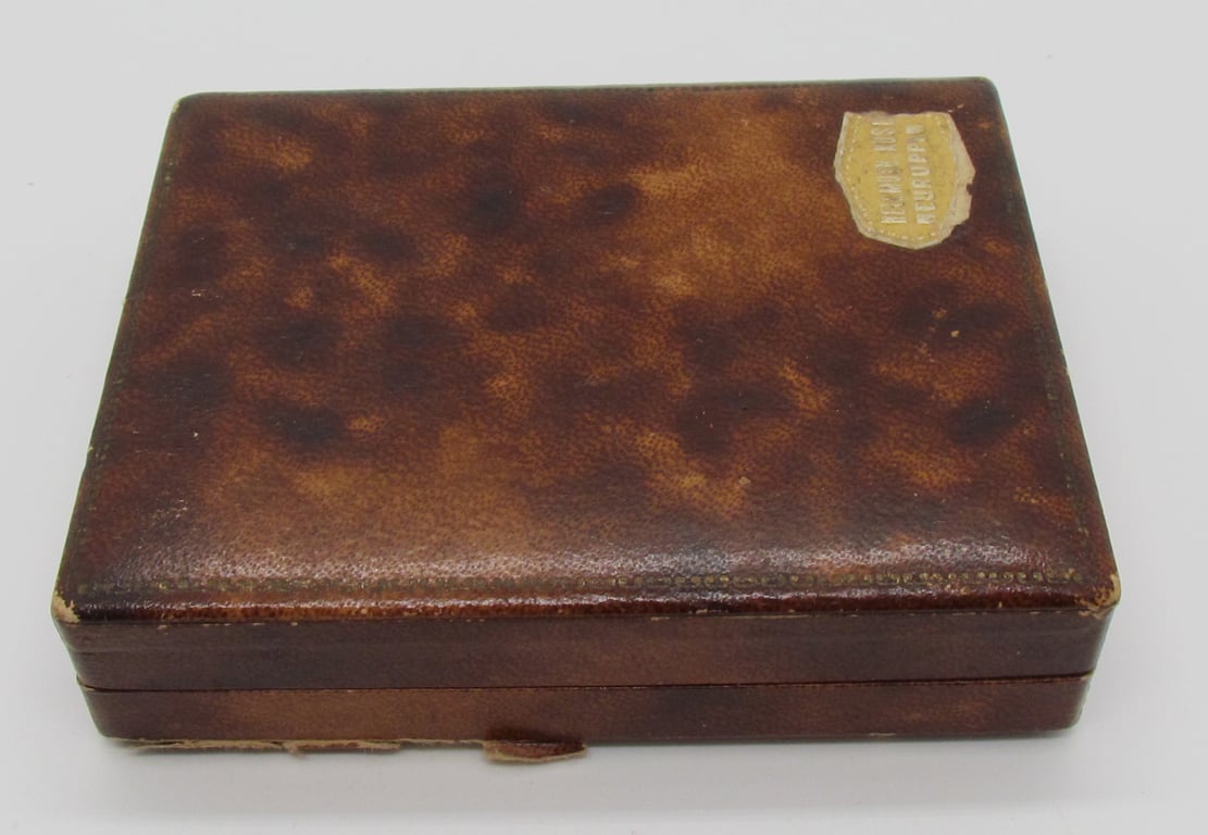 Watch box from the Alpina-Gruen watch factory