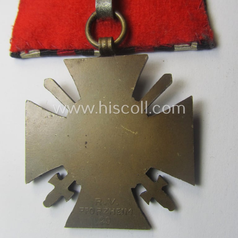 Neat - and not that often seen! - WWI- (ie. possibly TR-) period so-called: 'Einzelspange' (being of the desirable 'detachable-pattern'!) showing an: 'FKK 1914-18 mit Schwertern'