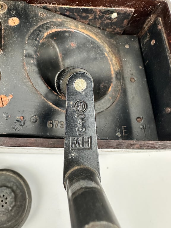 Nice original German WW2 FF33 Field Telephone (Feldfernsprecher 33)