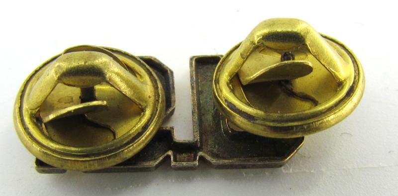 1x US WWII Collar Pin U.S