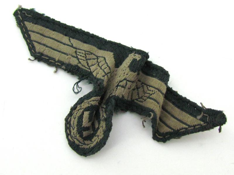 Wehrmacht (Heer) M36 ‘BeVo’ breast eagle