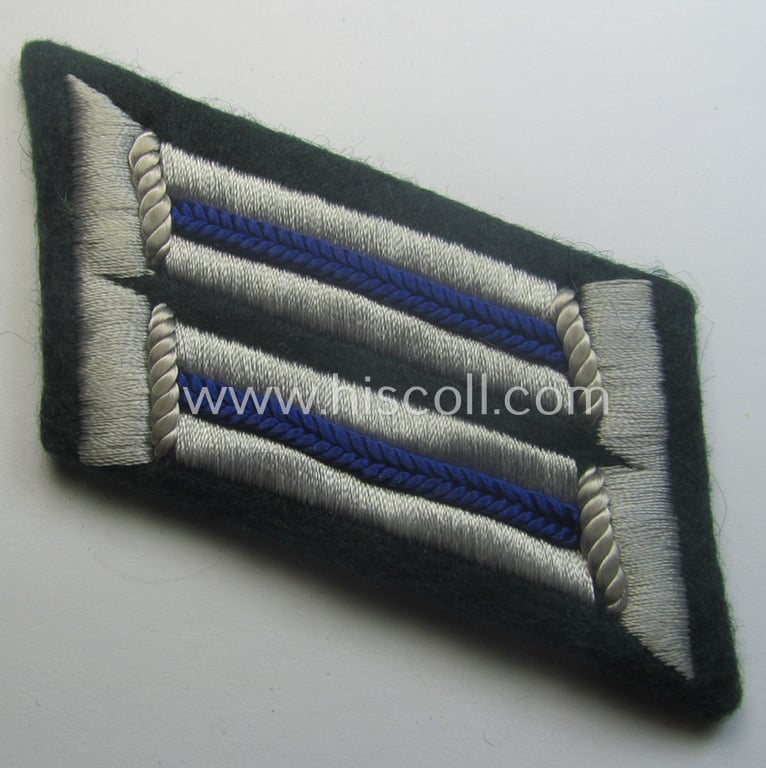 Pair of (later-war-period) WH (Heeres) collar-tabs (ie. 'Kragenspiegel für Offiziere') as piped in the desirable darker-blue- (ie. 'blauer'-) coloured branchcolour: 'Offizier o. Arzt der Sanitäts-Trpn.'