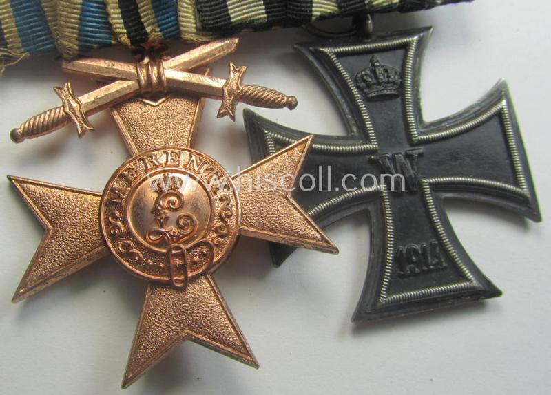 WWI-period, so-called: 'Doppelspange' (being of the neat 'detachable'-pattern!) showing resp. a: 'Bayern Militär-Verdienstkreuz 3. Kl. mit Schwn.' and a WWI-pattern: 'EK II. Klasse'