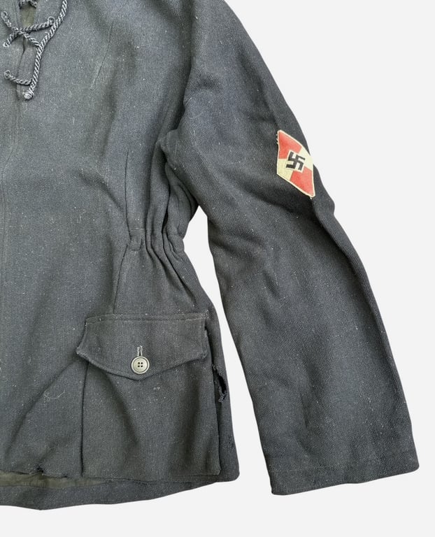 “Complete BDM winter / ski set consisting of the matching wool anorak, ski trousers and ski cap.