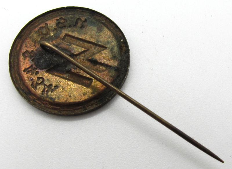 NSV (Nationalsozialistische Volkswohlfahrt) Tinnie