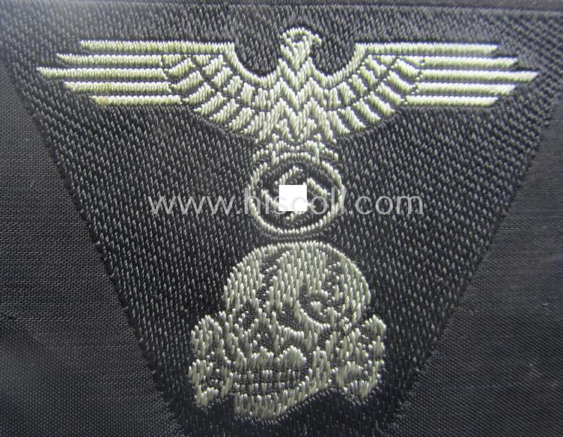 Waffen-SS black-coloured M43-pattern 'Panzer'-cap-trapezoid as executed in 'BeVo'-weave-pattern as was specifically intended for usage on the M43-model field-caps (ie. 'Einheitsfeldmützen')