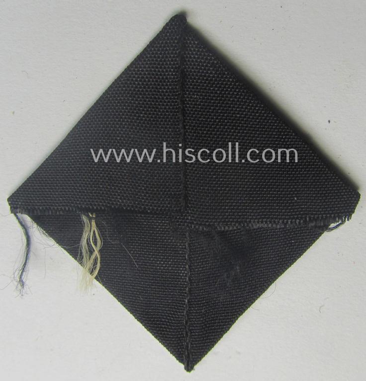 WH (Heeres ie. 'Panzer') 'standard-issue'-pattern side-cap-cocarde (ie. 'Kokarde für Panzer-Schiffchen') as executed in: 'BeVo'-weave pattern