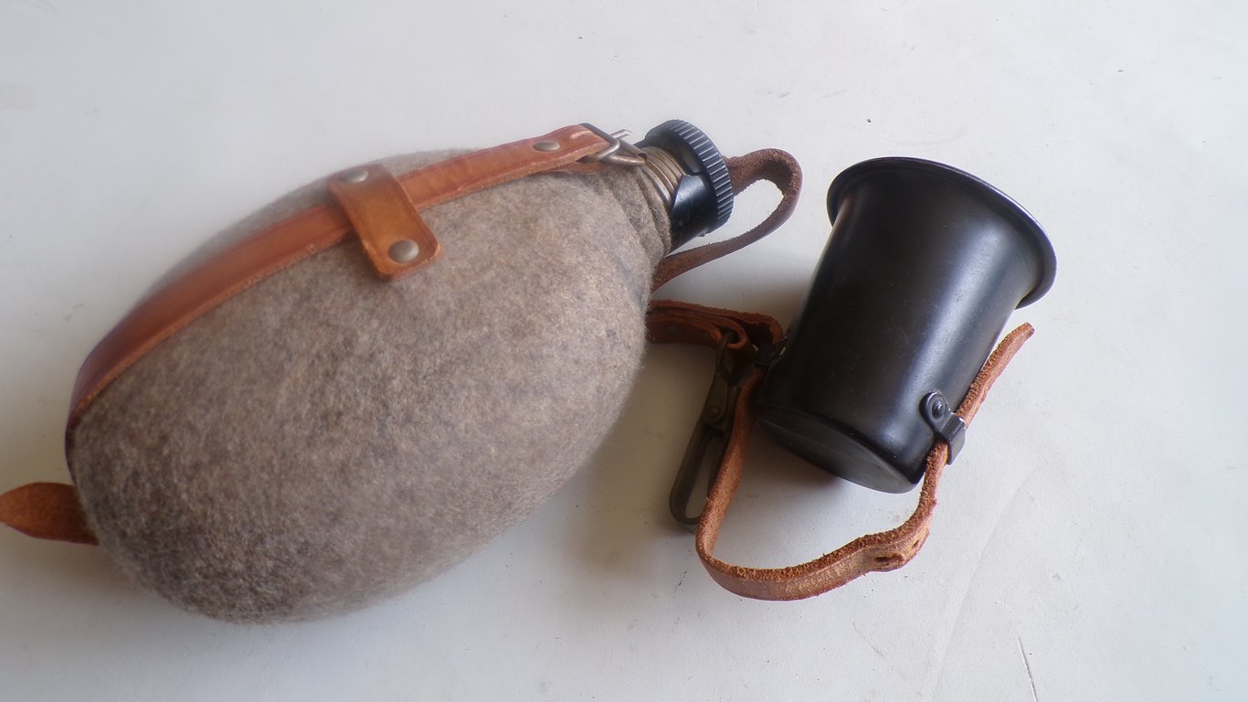 Hitler Youth Breadbag & Early Pattern Canteen