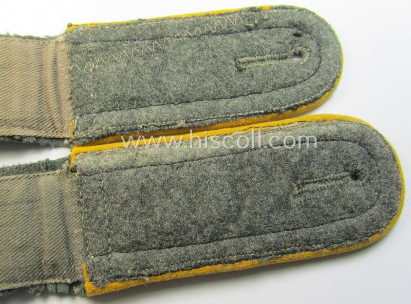Superb - matching and actually rarely found! - pair of WH (Heeres) early-war-period- (ie. 'M36'- ie. 'M40'-pattern) neatly 'cyphered', NCO-type shoulderstraps as was intended for an: 'Unterfeldwebel des Kavallerie- o. Reiter-Regiments 16'