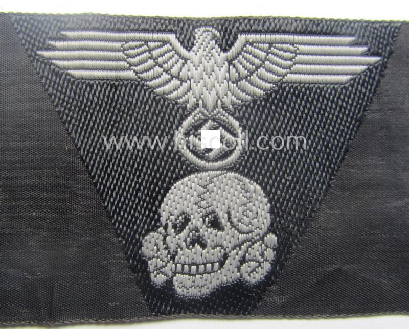 Waffen-SS black-coloured M43-pattern 'Panzer'-cap-trapezoid as executed in 'BeVo'-weave-pattern as was specifically intended for usage on the M43-model field-caps (ie. 'Einheitsfeldmützen')