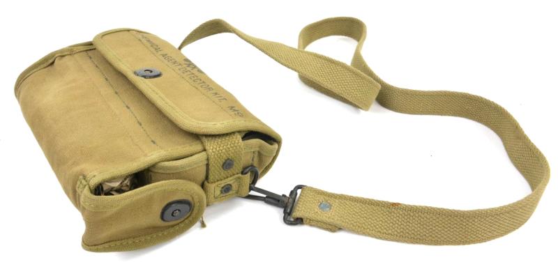 US WW2 Chemical Agent Detector Pouch with insert