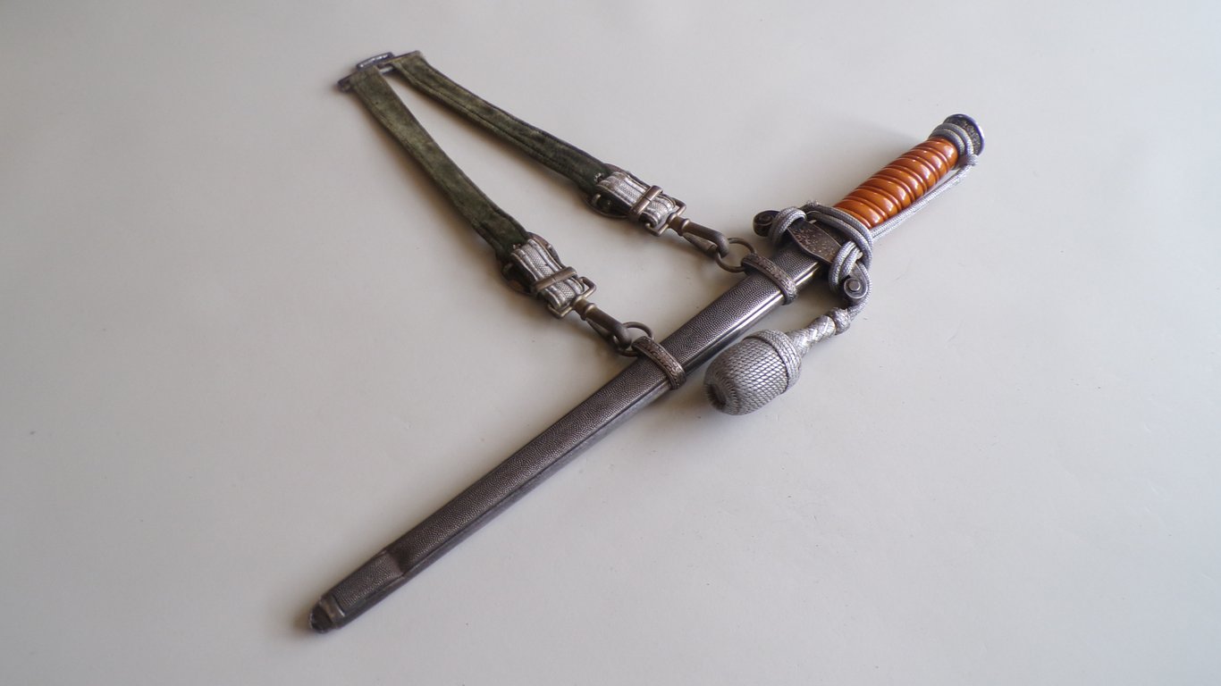 Heer (Army) Officers dagger
